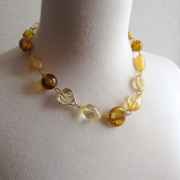 Yellow Gold Leaf Choker Length Statement Necklace - Picture 4 of 4